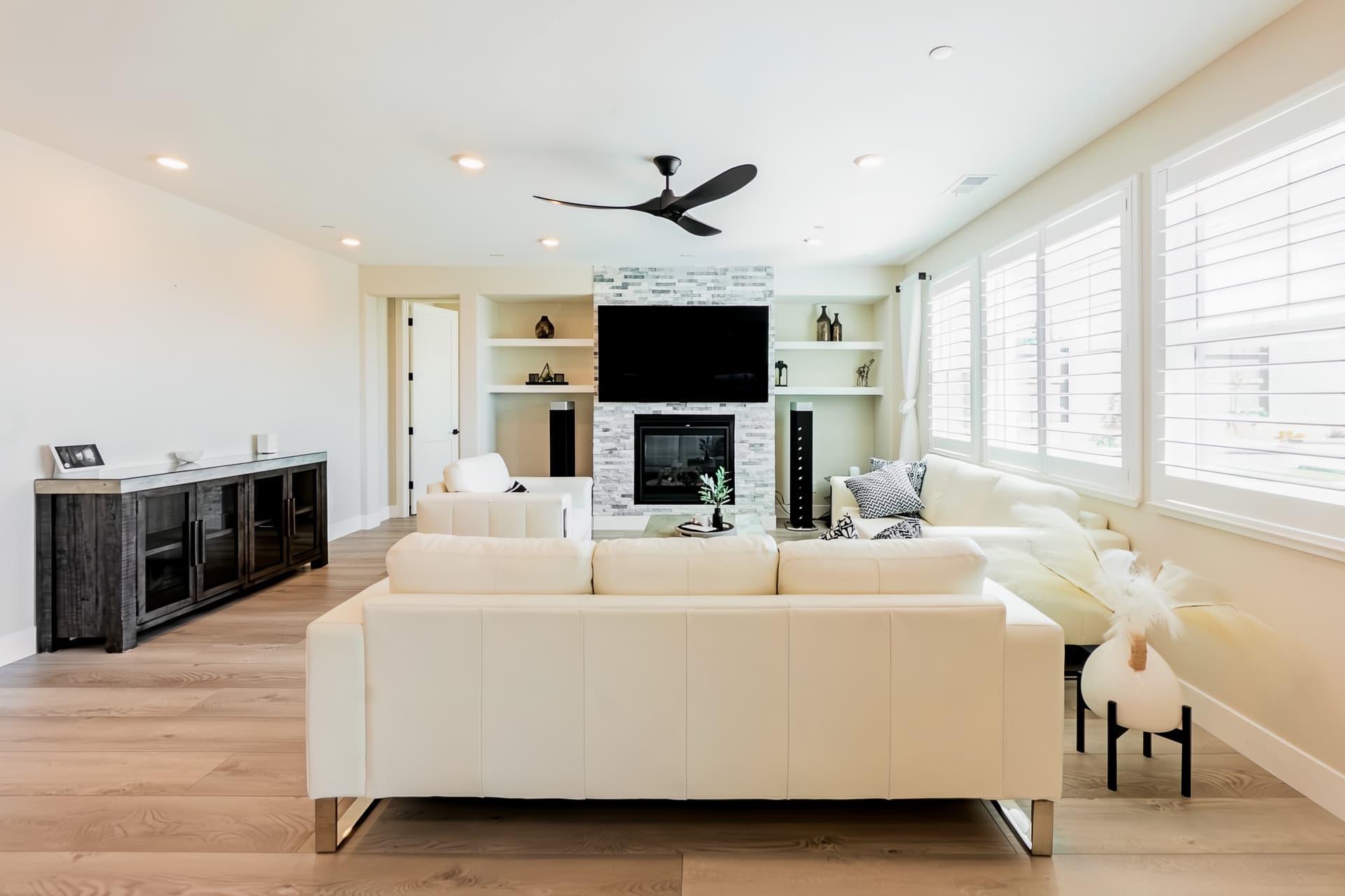 Spacious living room with comfortable seating