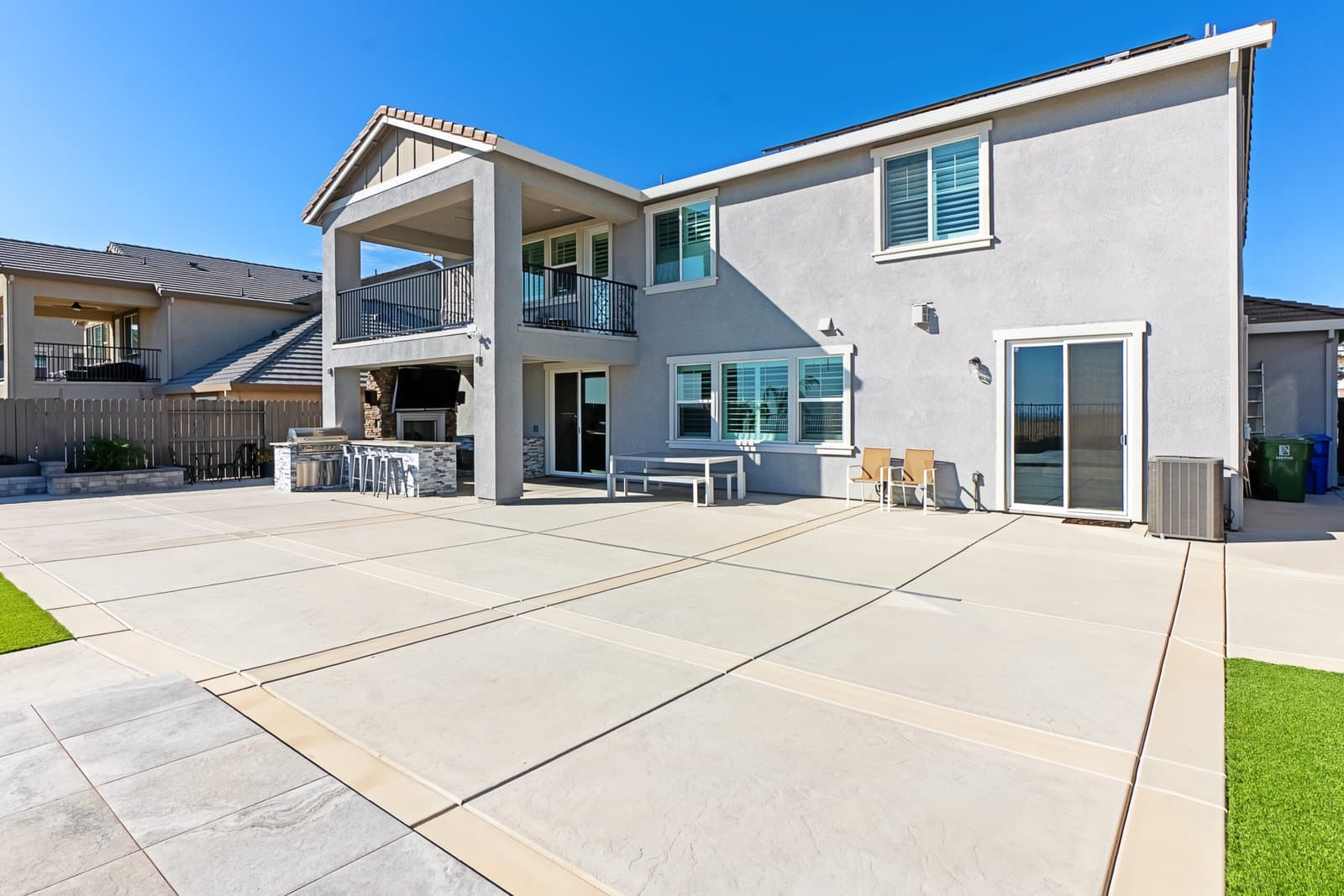 Senior Living Options in Folsom: Is Assisted Living the Right Fit?-image